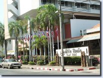 Le Pearl Hotel