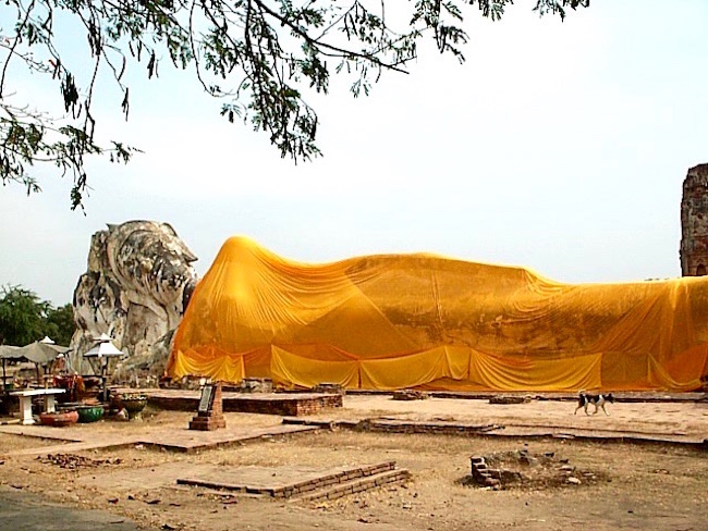 Wat Lokaya Sutharam - วัดโลกยสุธาราม