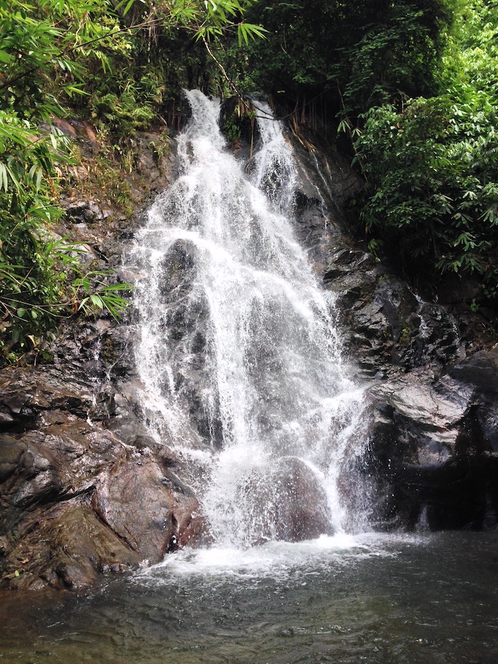 Sai Rung Waterfall - น้ำตกสายรุ้ง