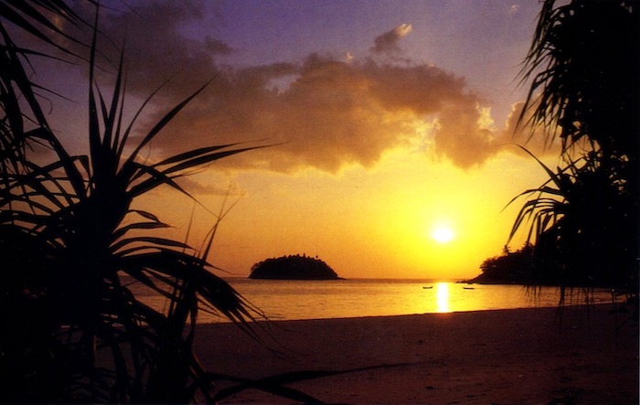 Kata Beach au coucher du soleil