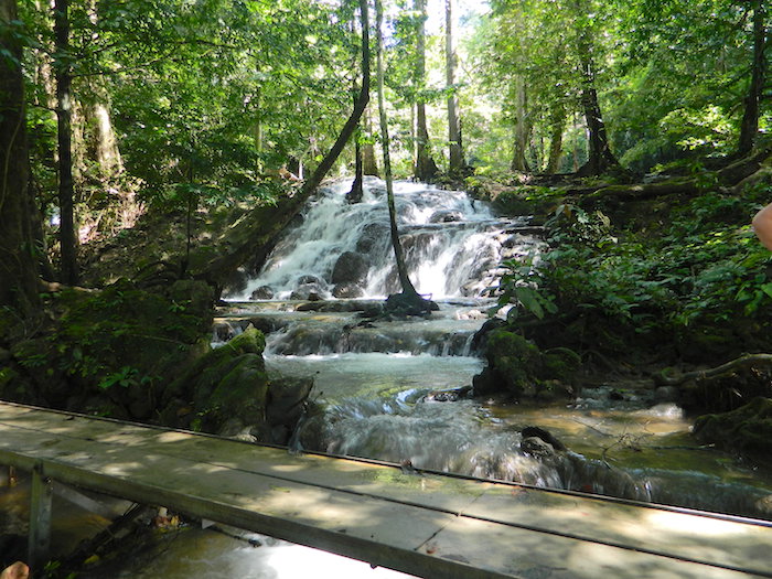 Sa Nang Manora Waterfall - น้ำตกสระนางมโนราห์